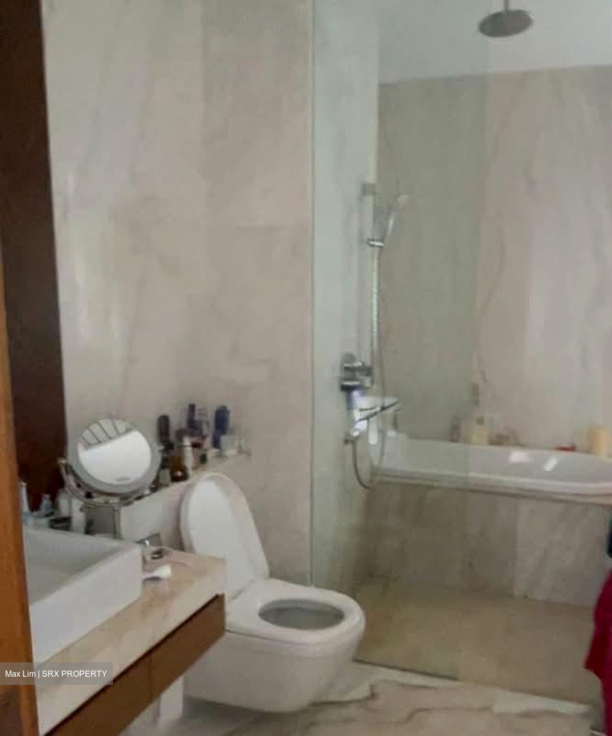 Nouvel 18 (D10), Condominium #565776751